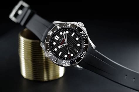 omega seamaster 300m rubber strap.